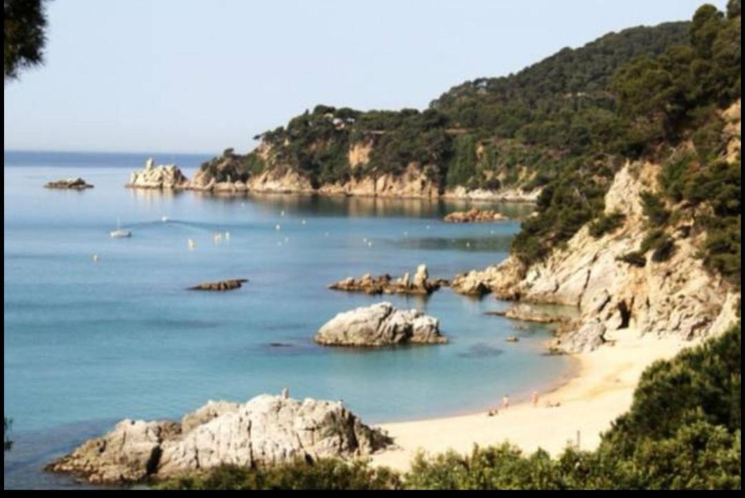 Seahomes Vacations, La Casa Blue Mediterranean Lifestyle Бланес Экстерьер фото